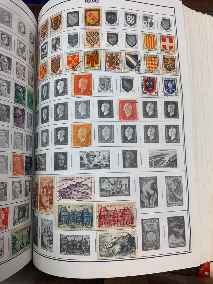 END OF YEAR CLEAR-OUT! – INTERNATIONAL SELECTION IN 3 LARGE CARTONS – 426528