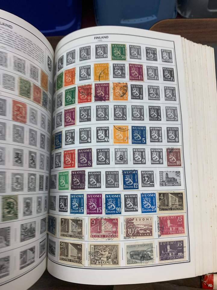 END OF YEAR CLEAR-OUT! – INTERNATIONAL SELECTION IN 3 LARGE CARTONS – 426528