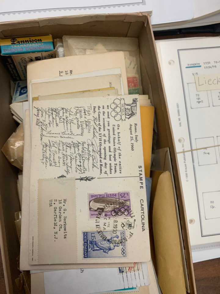 END OF YEAR CLEAR-OUT! – INTERNATIONAL SELECTION IN 3 LARGE CARTONS – 426528