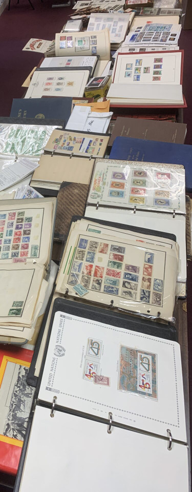 MASSIVE INTERNATIONAL TAIL END SELECTION IN 3 LARGE CARTONS – 426127