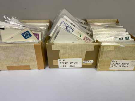 THREE COVER STORAGE BOXES PLUS MANY LOOSE COVERS AND MODERN POST CARDS - 900201