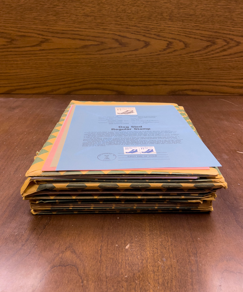 Mint and Used US Stamps, Albums, Stock Books And More - 824189