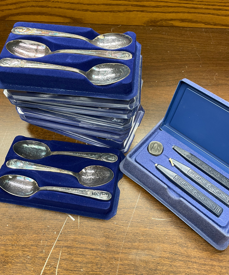 US & WORLDWIDE – Four Cartons, Germany 1852-1970s, Japan 1894-1964, FDCs, Year Sets, Plate Blocks - 824218