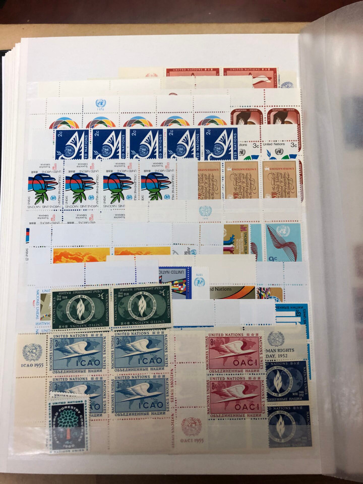 UNITED NATIONS - Nearly 3,000 Mint Modern Issues, New York Geneva and Vienna – 426504