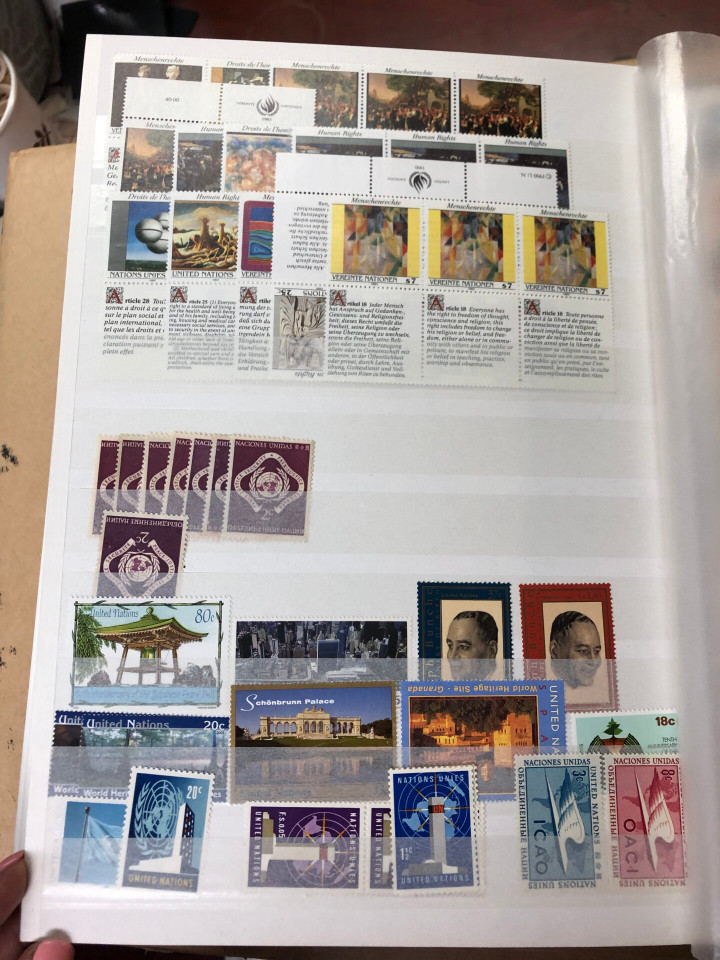 UNITED NATIONS - Nearly 3,000 Mint Modern Issues, New York Geneva and Vienna – 426504
