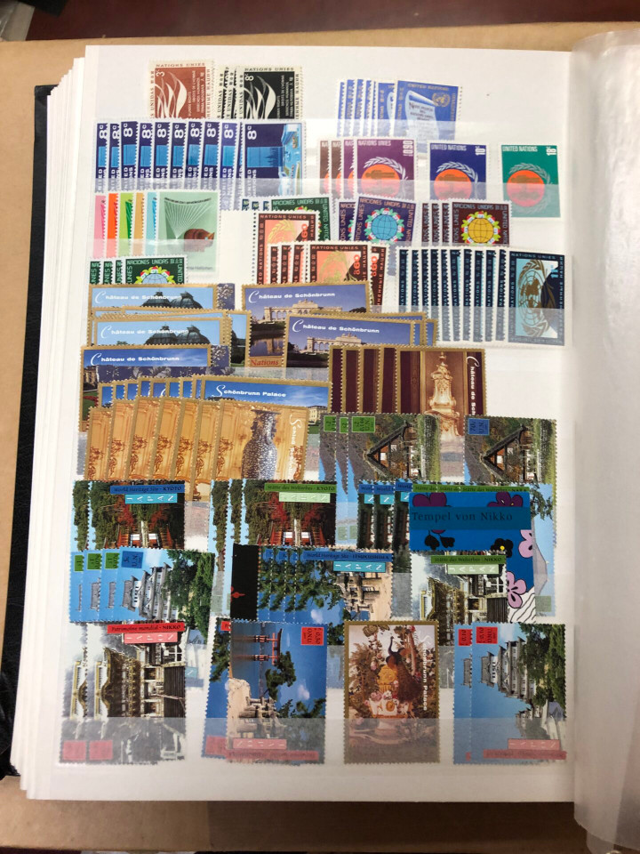 UNITED NATIONS - Nearly 3,000 Mint Modern Issues, New York Geneva and Vienna – 426504