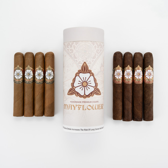 Mayflower Captain's Capsule with 8 Robusto cigars Mayflower Captain's Capsule with 8 Robusto cigars