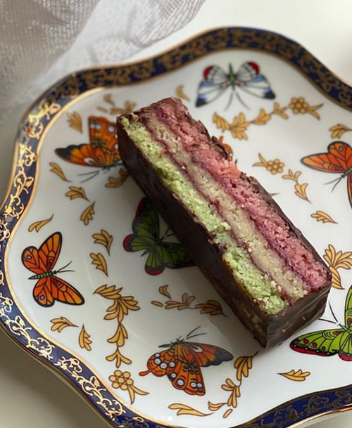 1LB Rainbow Cookie - Christmas Pre-Order!