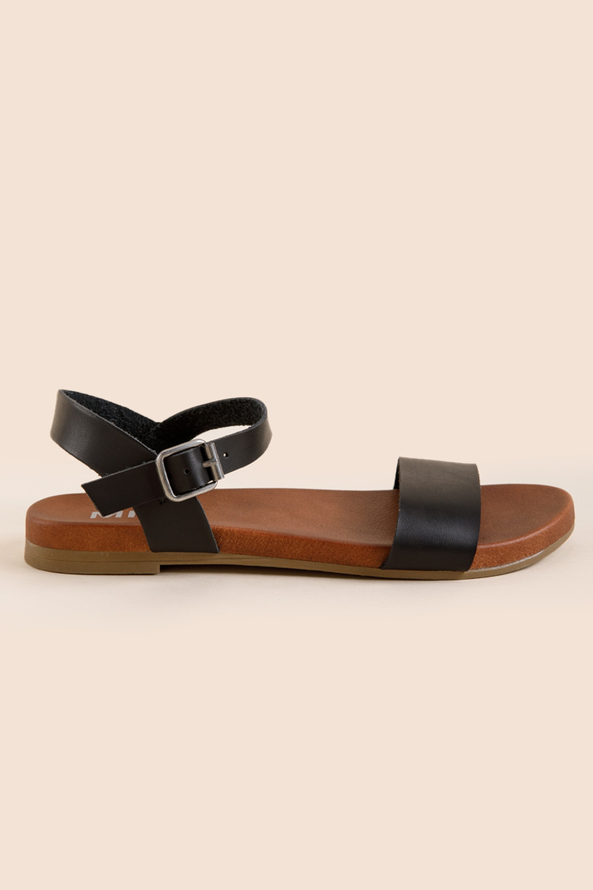 Mia hot sale piper sandal