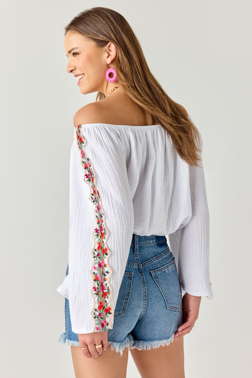 Eaphi HALF EMBROIDERY LACE BLOUSE 限定 HALF SLEEVE EMBROIDERY LACE BLOUSE【STORE限定】