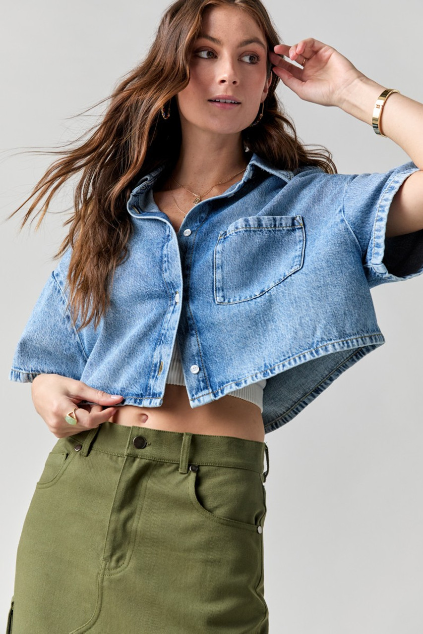 トップス melt the lady cropped game T-shirt denim Kristy Short Sleeve Cropped Denim Shirt