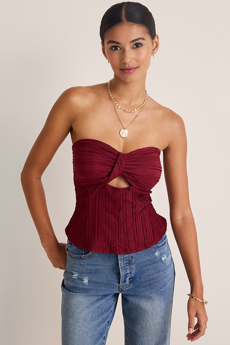 Natasha Strapless Sweetheart Top | francesca's®