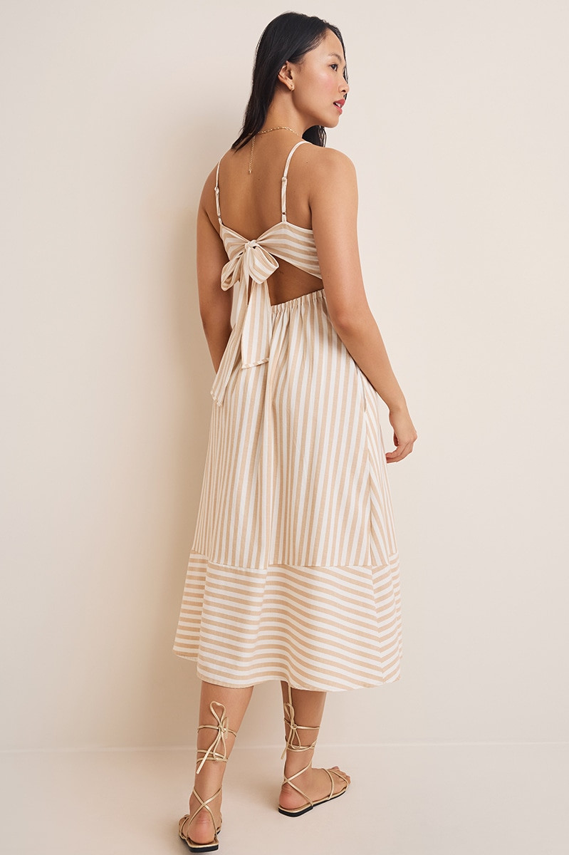 Multi-Way Back Ribbon Stripe Dress herlipto