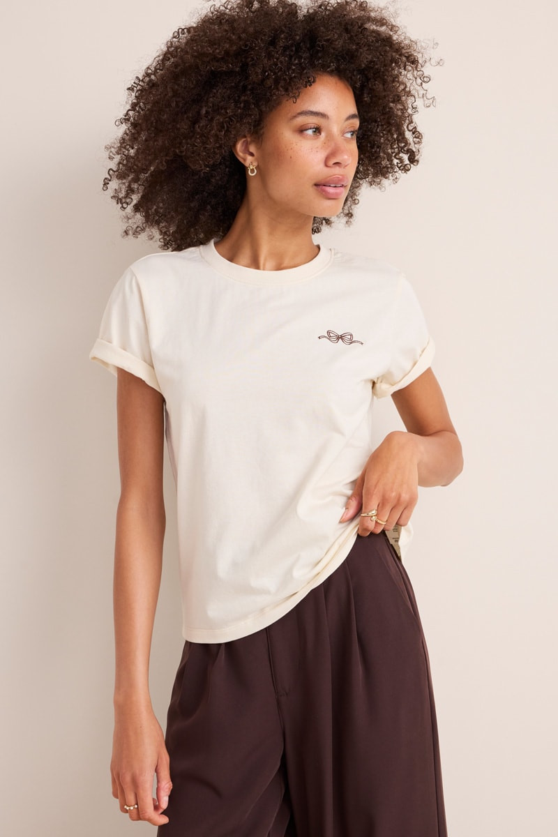 【カフェラッテ】 CRONA ＆ RAGNAROK TEE Crema Teardrop T-Shirt – Crema Coffee Roasters