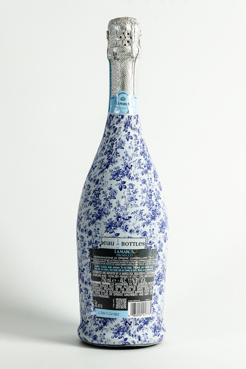Beau Bottles Grandmillenial Blue Floral La Marca Edition Bottle Wrap