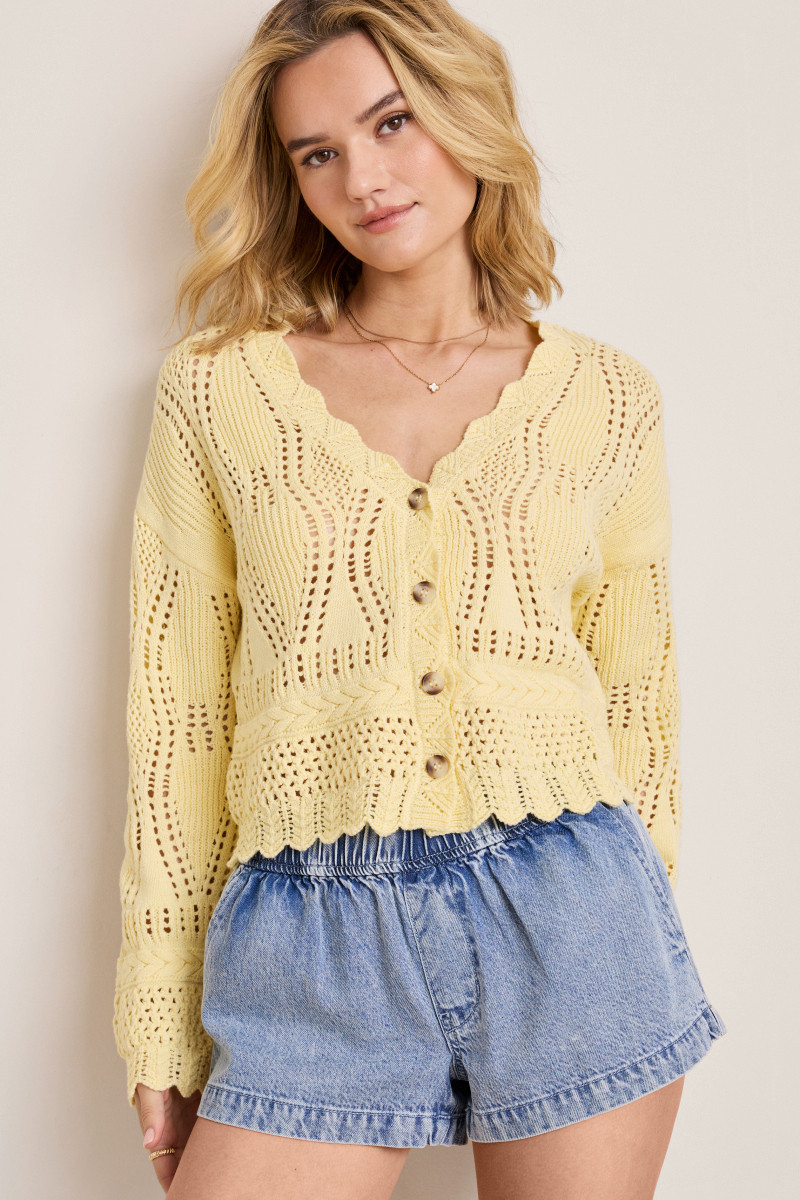 Sweaters & Cardigans