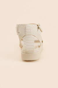 MH0097P_Ivory