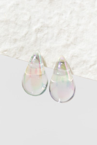 T946_d96e576d4baae46bb8f232212810bf2d450c555d_Iridescent