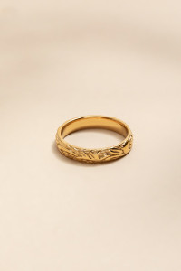 Alana Embossed Band Gold Ring