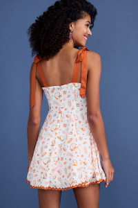 WS51733_da69690aefc1586150c30b854228a7897cbbf654_Orange