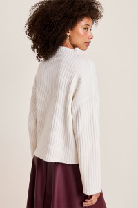 ST23538_5b12706ab32a4a1880bb83264592837251a57866_Ivory