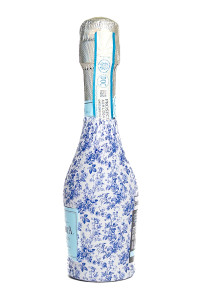 MINILAMA-0015_2f04a0ee737a3a2847aebc0461c240c32a029a05_Blue