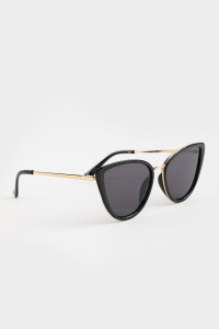MISTRAL-BKGD_23d55d11c6d4bf570934b1ab33913ebd52b369c5_Black