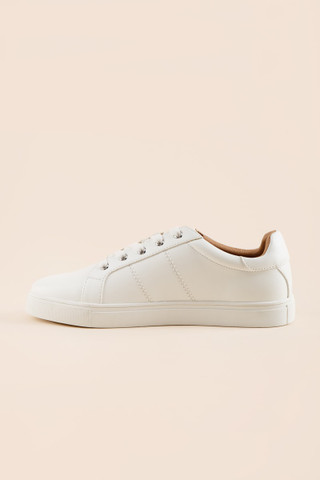 DV by Dolce Vita Austerly Sneakers