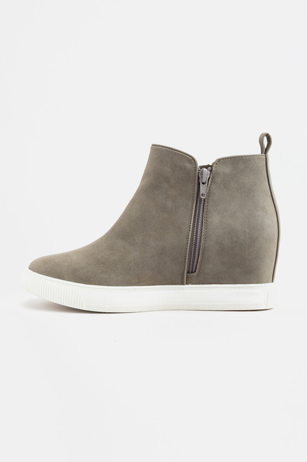 Report Kismet Wedge Sneakers