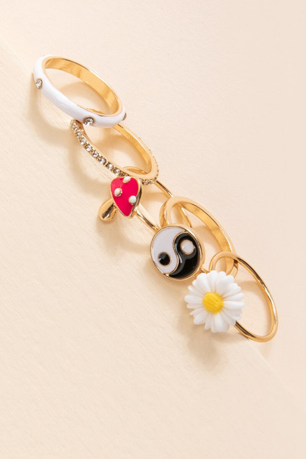 Kayla Mushrom Ying Yang Flower Ring Set