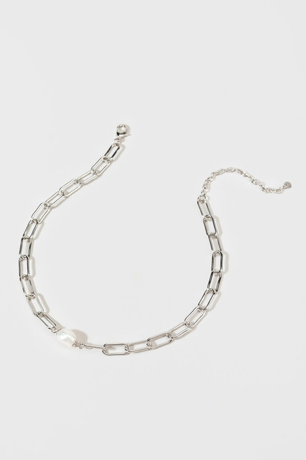 Mindy Pearl Station Paperclip Necklace