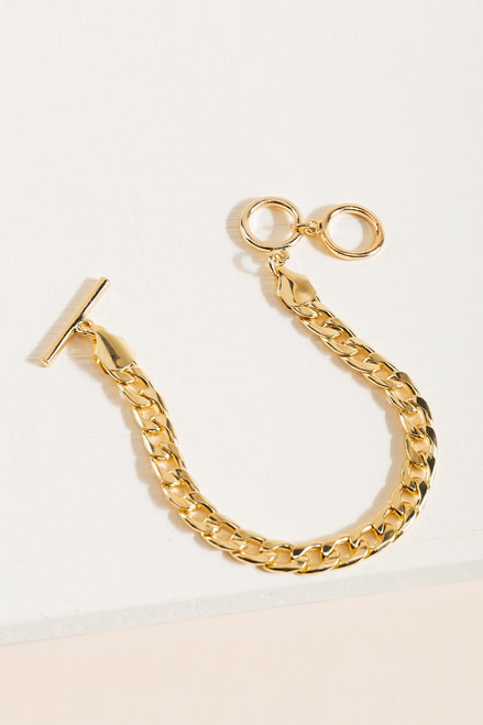 Anette Curb Chain Toggle Bracelet
