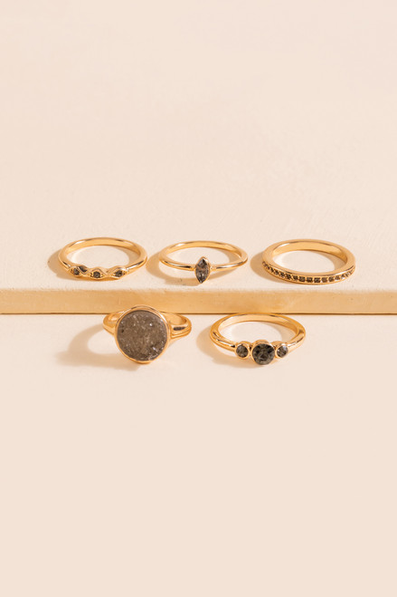 Elizabeth Druzy Stone Ring Set