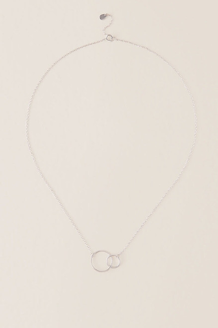 Randi Linked Circles Necklace in Sterling Silver