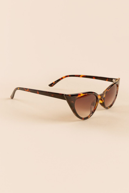 Joan Cat Eye Angular Sunglasses