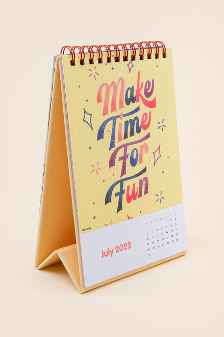 ban.do Day by Day 2022 Desk Calendar