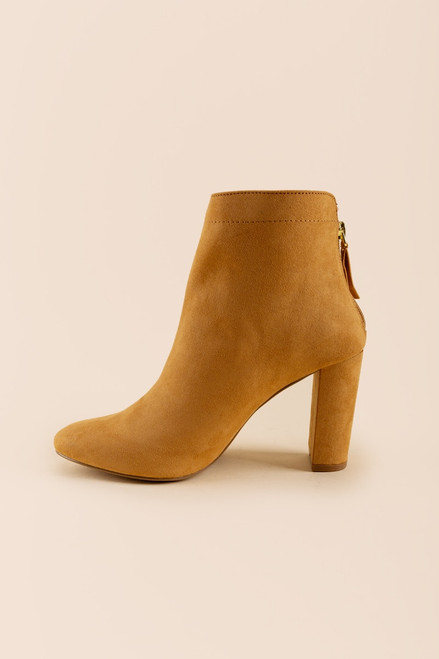 Qupid Kezie Round Toe Boots