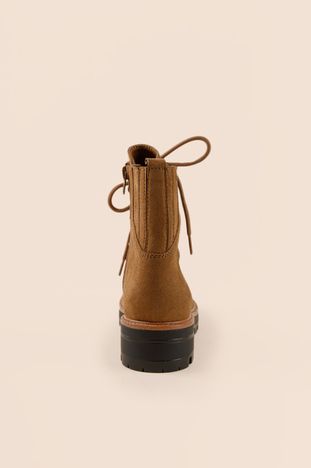 Izrin Gore Collar Lug Boots