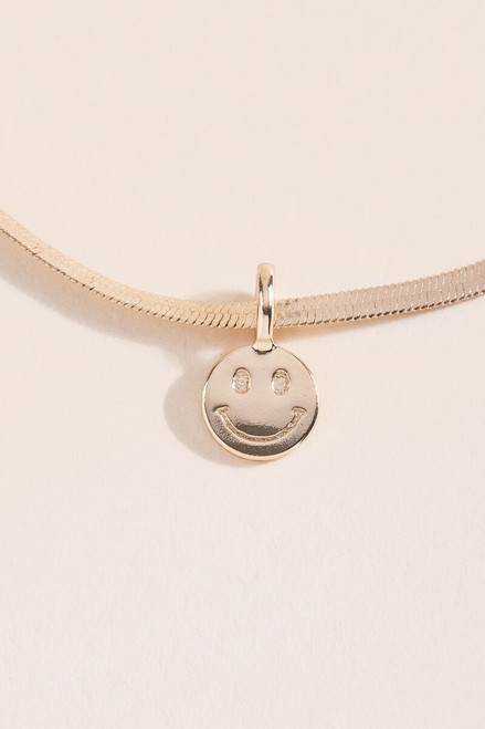 Melony Smiley Face Snake Chain Pendant Necklace