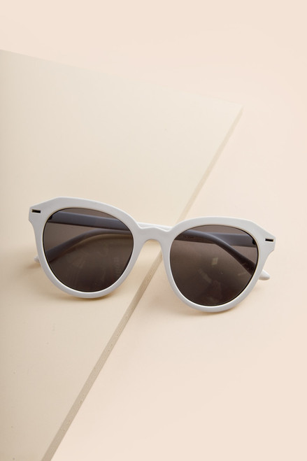 Audrey White Round Sunglasses