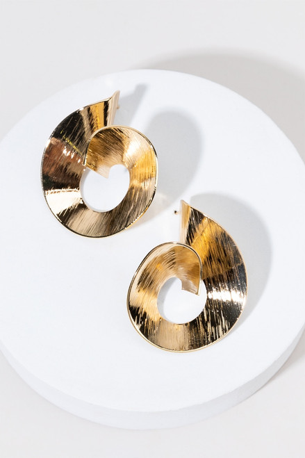 Pheobe Swirled Gold Earring