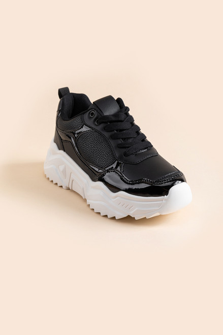 Berness Denali Chunky Sneakers in Black