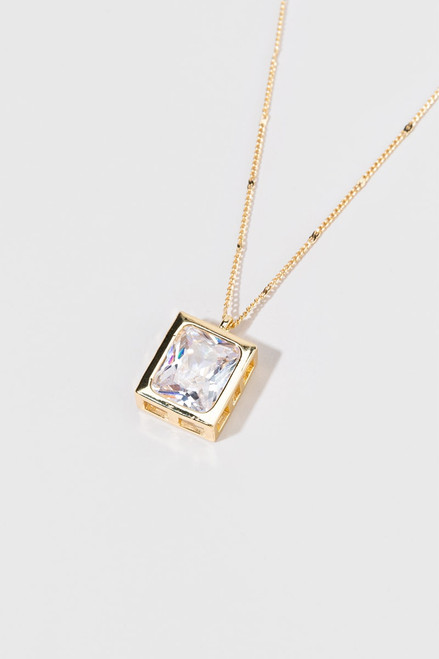 Olivia Crystal Pendant Necklace