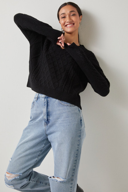 Amilah Fuzzy Cable Knit Pullover Sweater