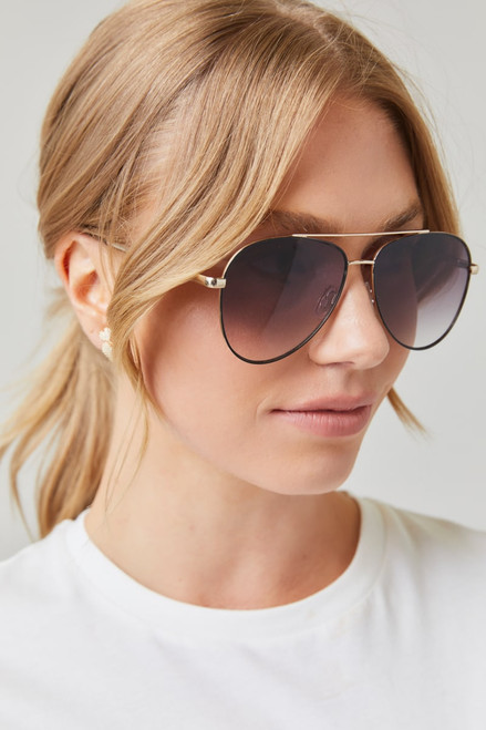 Doretta Black Rim Aviator Sunglasses