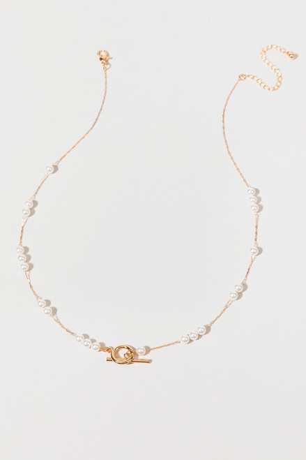 Carmen Pearl Station Toggle Chain Necklace