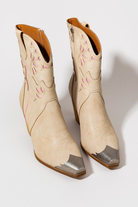Dakota Stitched Leather Cowboy Boots