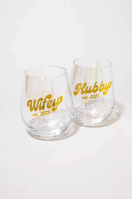 Wifey Hubby Wine Glasses Set