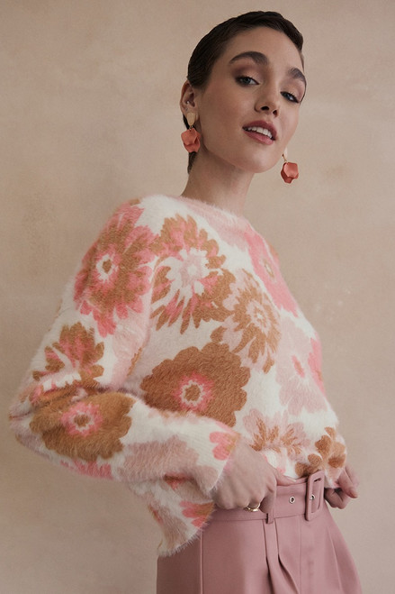 Vera Soft Floral Pullover