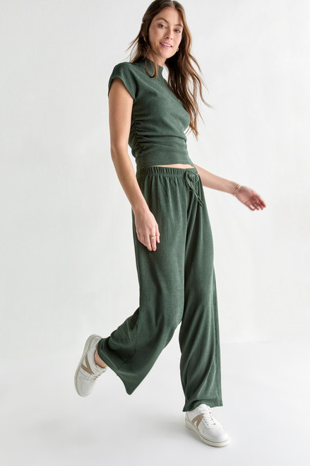 GBZPANT_39b2460025e36ccf9042bdef1c806965fe99eb8e_Olive Green